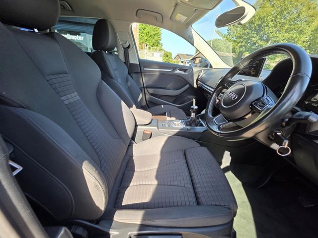 Audi A3 1.6 TDI Sport Sportback Euro 6 (s/s) 5dr (2015) - Picture 17
