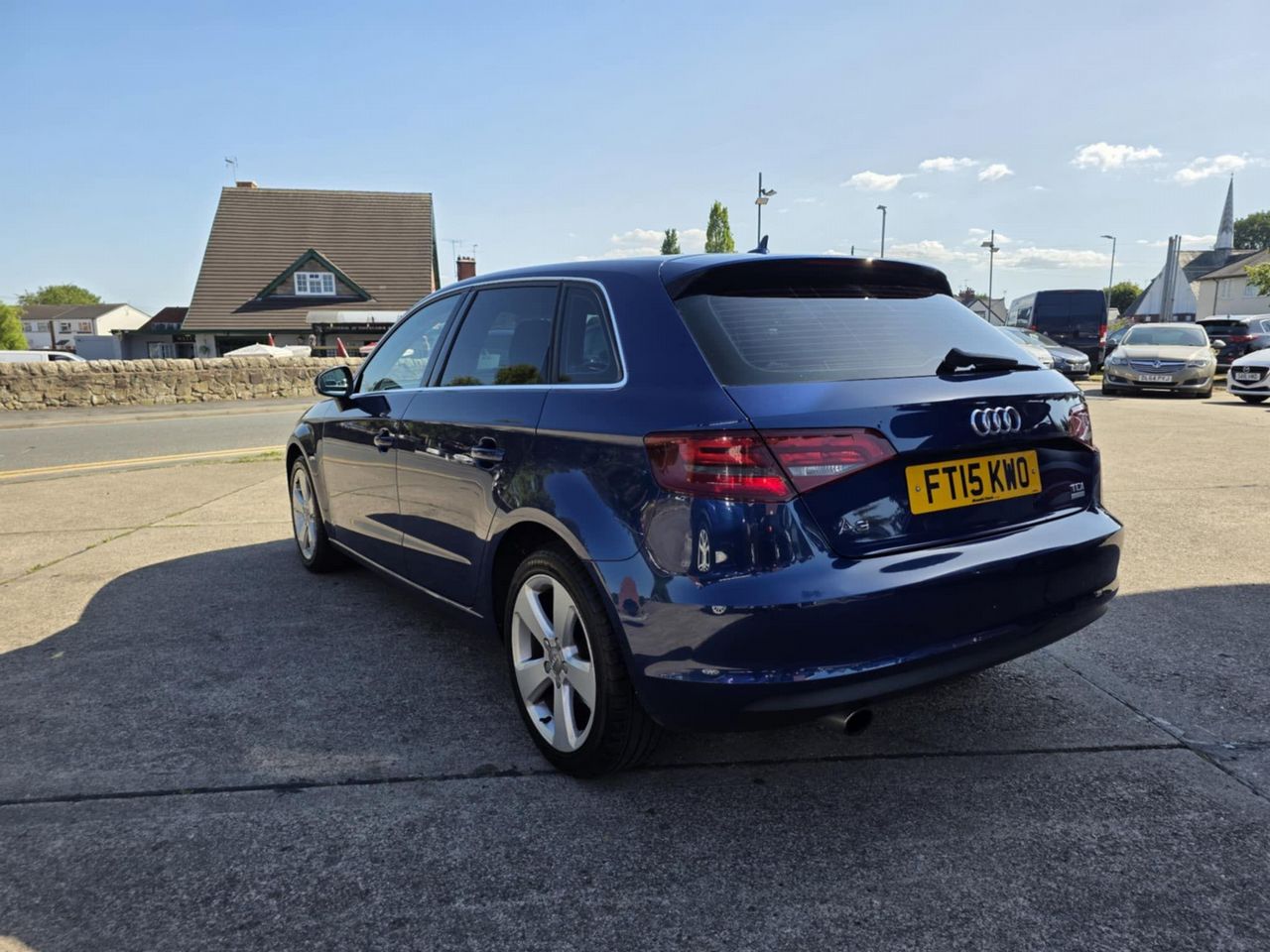 Audi A3 1.6 TDI Sport Sportback Euro 6 (s/s) 5dr - Picture 4 of 21