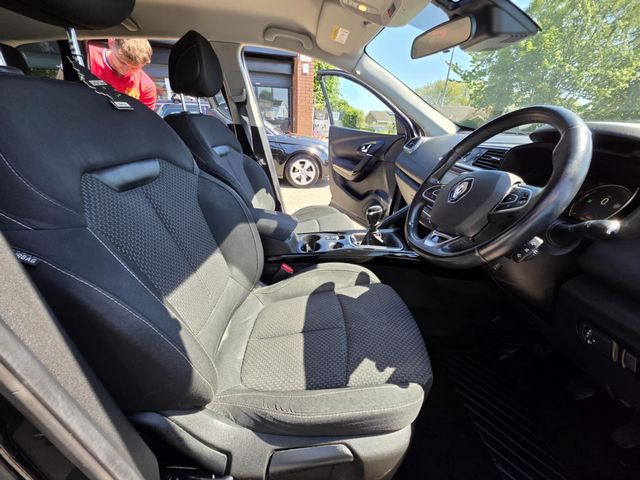 Renault Kadjar 1.5 dCi Dynamique Nav Euro 6 (s/s) 5dr (2017) - Picture 6