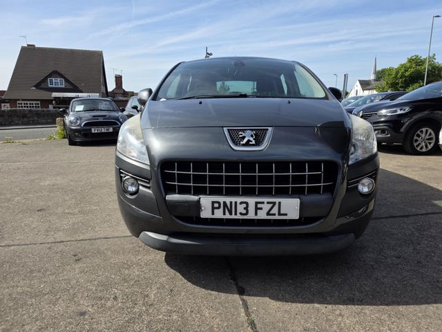 Peugeot 3008 1.6 HDi Active Euro 5 5dr (2013) - Picture 2