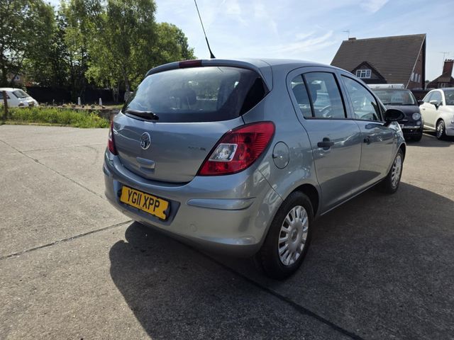 Vauxhall Corsa 1.0i ecoFLEX 12v S 5dr (2011) - Picture 15
