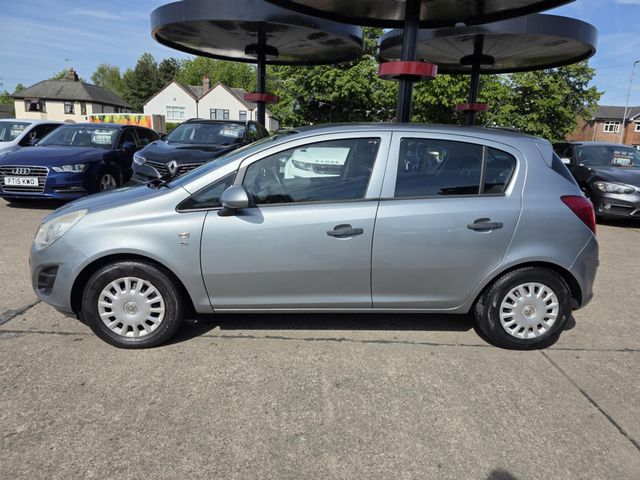Vauxhall Corsa 1.0i ecoFLEX 12v S 5dr (2011) - Picture 20