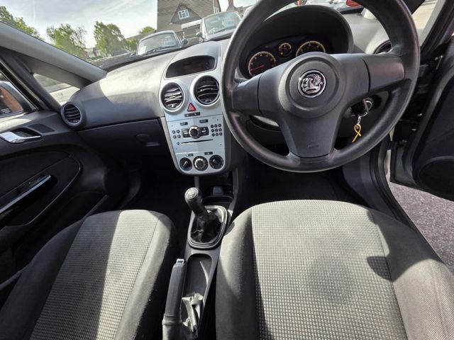 Vauxhall Corsa 1.0i ecoFLEX 12v S 5dr (2011) - Picture 21