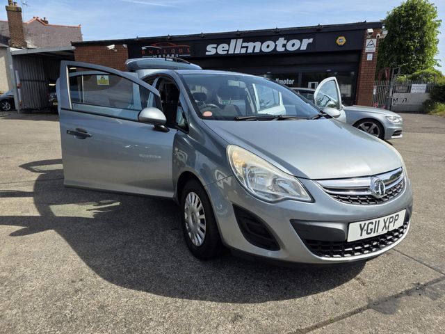 Vauxhall Corsa 1.0i ecoFLEX 12v S 5dr (2011) - Picture 9