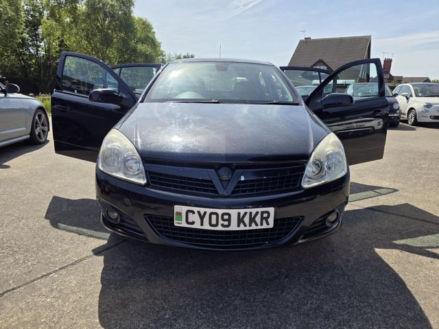 Vauxhall Astra 1.7 CDTi ecoFLEX Active 5dr (2009) - Picture 3