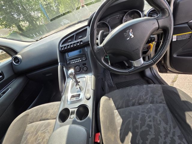 Peugeot 3008 1.6 e-HDi Allure EGC Euro 5 (s/s) 5dr (2012) - Picture 7