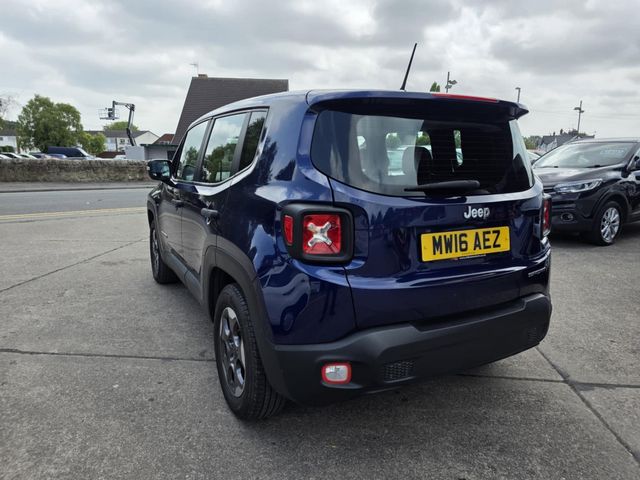 Jeep Renegade 1.6 E-TorQ Sport Euro 6 (s/s) 5dr (2016) - Picture 13