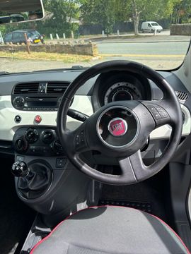 Fiat 500 1.2 Lounge Euro 6 (s/s) 3dr (2015) - Picture 12