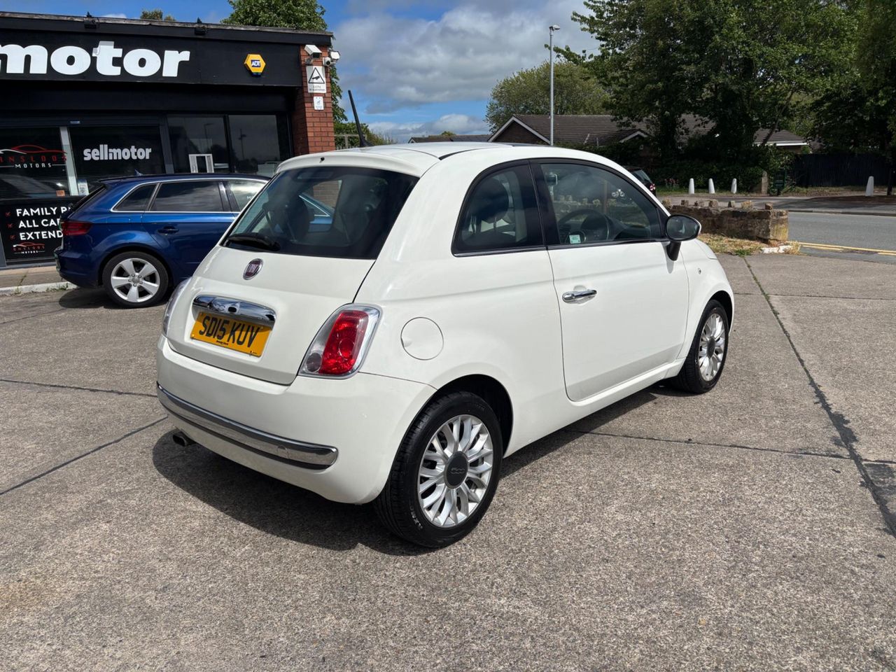 Fiat 500 1.2 Lounge Euro 6 (s/s) 3dr - Picture 6 of 14
