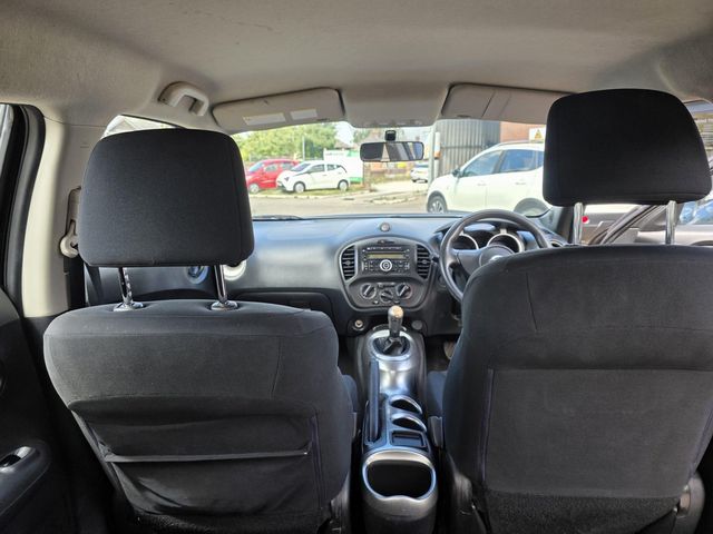 Nissan Juke 1.6 Visia Euro 5 5dr (2011) - Picture 18