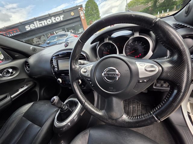 Nissan Juke 1.5 dCi Tekna Euro 6 (s/s) 5dr (2016) - Picture 11