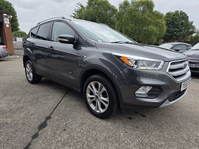 Ford Kuga 2.0 TDCi Titanium Powershift AWD Euro 6 (s/s) 5dr (2017) - Picture 13