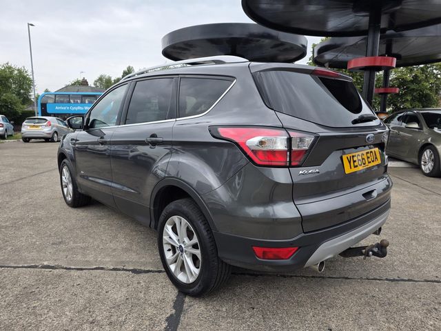Ford Kuga 2.0 TDCi Titanium Powershift AWD Euro 6 (s/s) 5dr (2017) - Picture 5