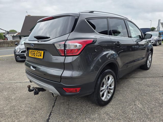 Ford Kuga 2.0 TDCi Titanium Powershift AWD Euro 6 (s/s) 5dr (2017) - Picture 9