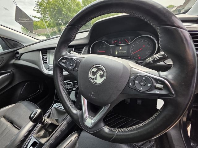 Vauxhall Grandland X 1.5 Turbo D BlueInjection Elite Nav Euro 6 (s/s) 5dr (2019) - Picture 13