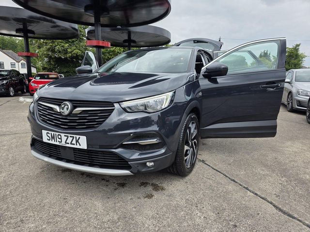 Vauxhall Grandland X 1.5 Turbo D BlueInjection Elite Nav Euro 6 (s/s) 5dr (2019) - Picture 16