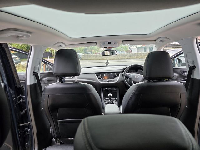 Vauxhall Grandland X 1.5 Turbo D BlueInjection Elite Nav Euro 6 (s/s) 5dr (2019) - Picture 18