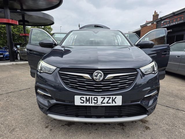 Vauxhall Grandland X 1.5 Turbo D BlueInjection Elite Nav Euro 6 (s/s) 5dr (2019) - Picture 19
