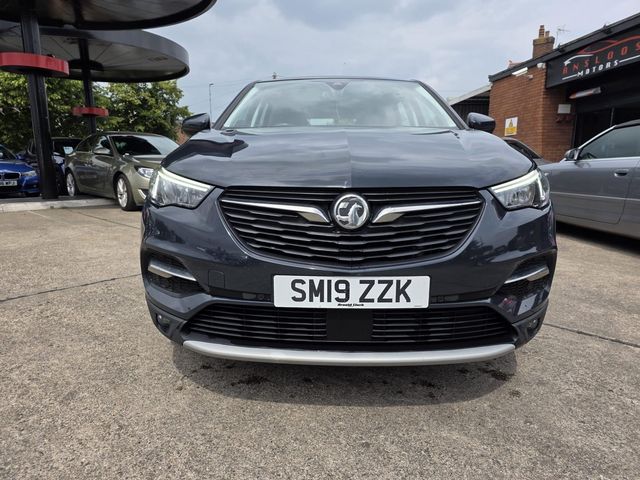 Vauxhall Grandland X 1.5 Turbo D BlueInjection Elite Nav Euro 6 (s/s) 5dr (2019) - Picture 2