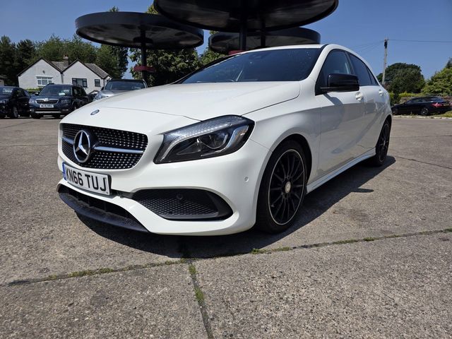Mercedes-Benz A Class 2.1 A200d AMG Line (Premium) 7G-DCT Euro 6 (s/s) 5dr (2016) - Picture 3