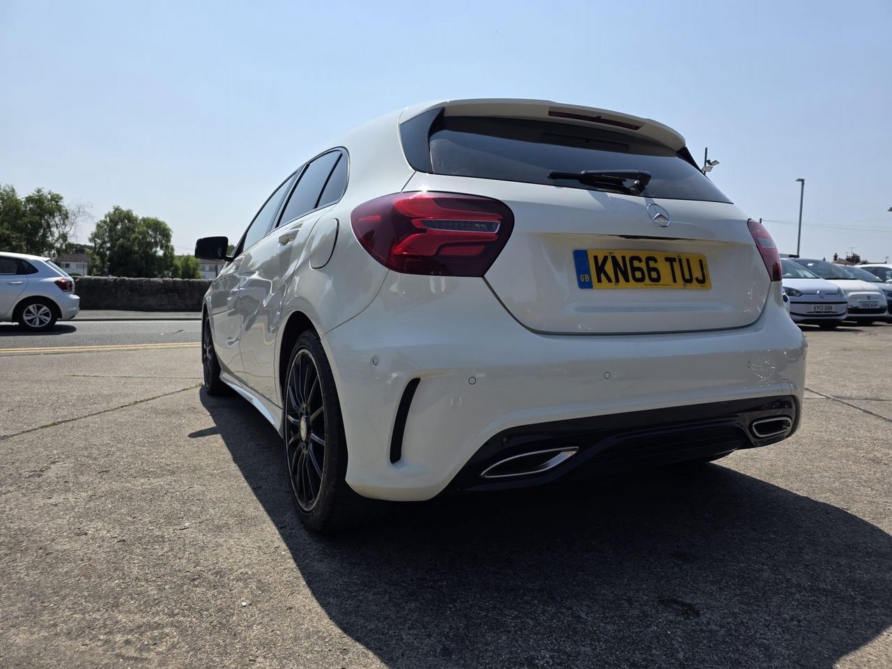 Mercedes-Benz A Class 2.1 A200d AMG Line (Premium) 7G-DCT Euro 6 (s/s) 5dr - Picture 6 of 22