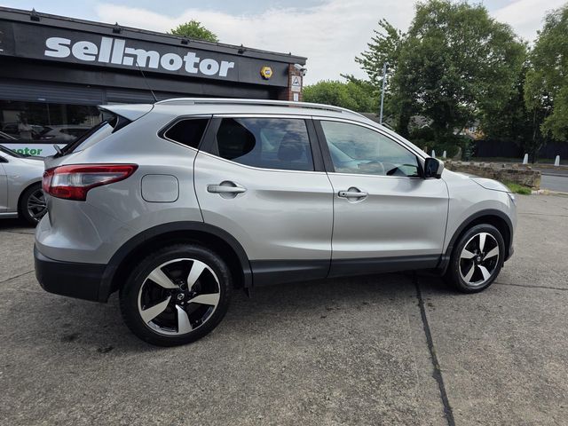 Nissan Qashqai 1.2 DIG-T n-tec+ 2WD Euro 6 (s/s) 5dr (2015) - Picture 10