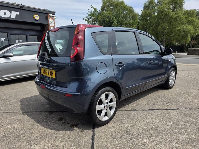 Nissan Note 1.6 16V Acenta Auto Euro 5 5dr (2013) - Picture 10