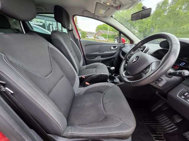 Renault Clio 0.9 TCe Iconic Euro 6 (s/s) 5dr (2019) - Picture 12