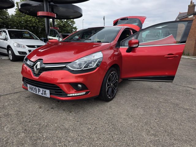 Renault Clio 0.9 TCe Iconic Euro 6 (s/s) 5dr (2019) - Picture 18