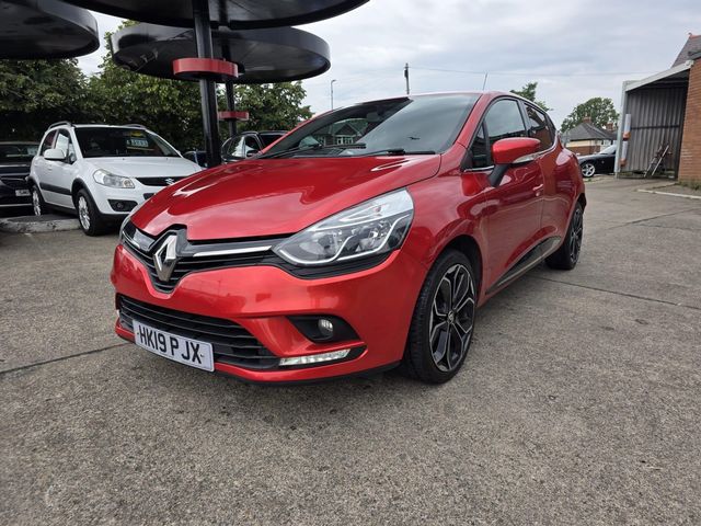 Renault Clio 0.9 TCe Iconic Euro 6 (s/s) 5dr (2019) - Picture 2