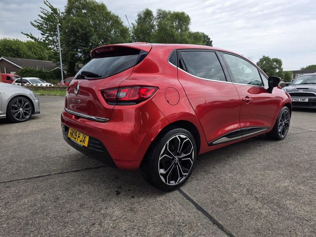 Renault Clio 0.9 TCe Iconic Euro 6 (s/s) 5dr (2019) - Picture 9