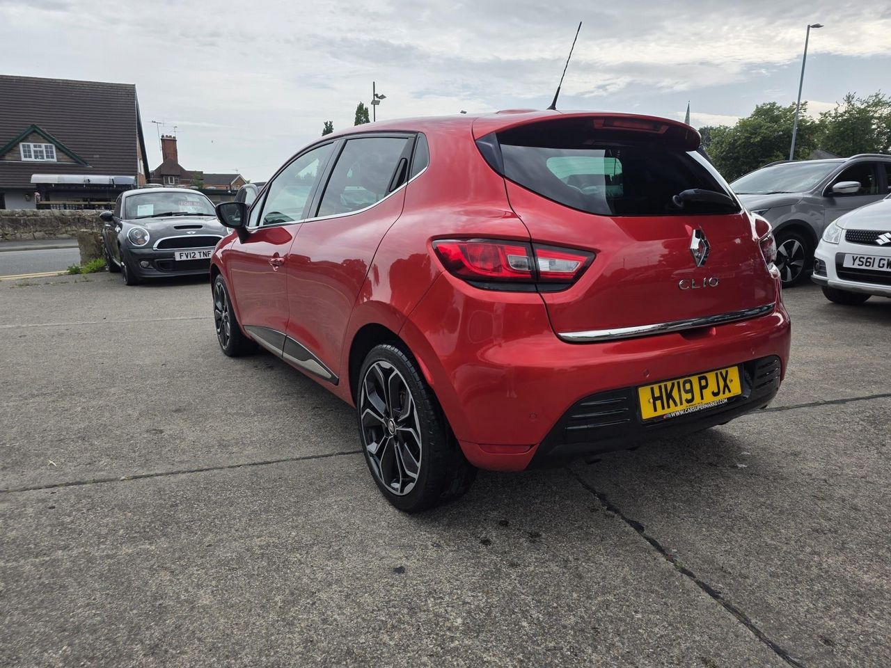 Renault Clio 0.9 TCe Iconic Euro 6 (s/s) 5dr - Picture 7 of 21