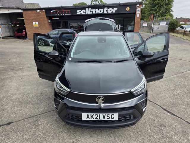 Vauxhall Crossland 1.5 Turbo D SE Nav Premium Euro 6 (s/s) 5dr (2021) - Picture 2