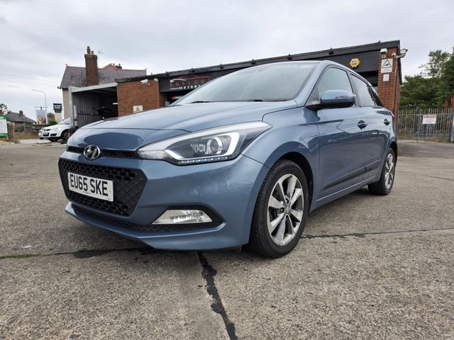 Hyundai i20 1.4 CRDi Premium Euro 6 5dr (2015) - Picture 9