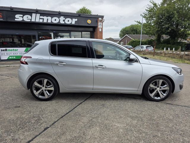 Peugeot 308 2.0 BlueHDi Allure Auto Euro 6 (s/s) 5dr (2015) - Picture 13