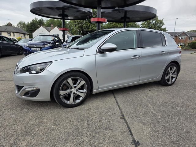 Peugeot 308 2.0 BlueHDi Allure Auto Euro 6 (s/s) 5dr (2015) - Picture 8
