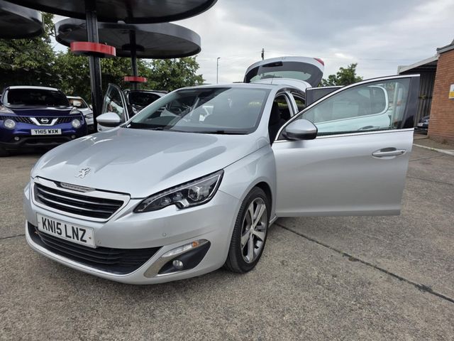 Peugeot 308 2.0 BlueHDi Allure Auto Euro 6 (s/s) 5dr (2015) - Picture 9