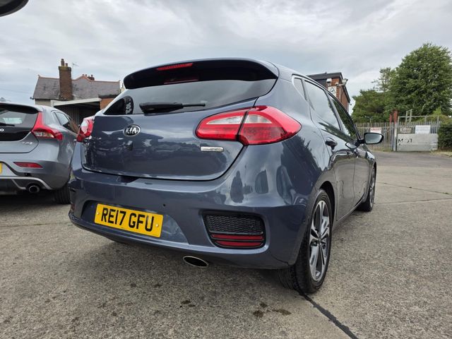 Kia Ceed 1.6 CRDi 3 Euro 6 (s/s) 5dr (2017) - Picture 13