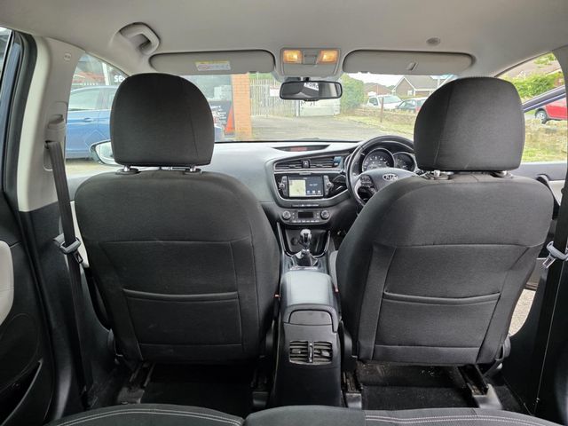 Kia Ceed 1.6 CRDi 3 Euro 6 (s/s) 5dr (2017) - Picture 16