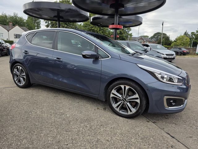 Kia Ceed 1.6 CRDi 3 Euro 6 (s/s) 5dr (2017) - Picture 5