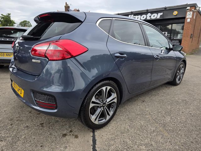 Kia Ceed 1.6 CRDi 3 Euro 6 (s/s) 5dr (2017) - Picture 12