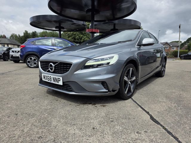 2018 Volvo V40 2.0 T2 R-Design Euro 6 (s/s) 5dr