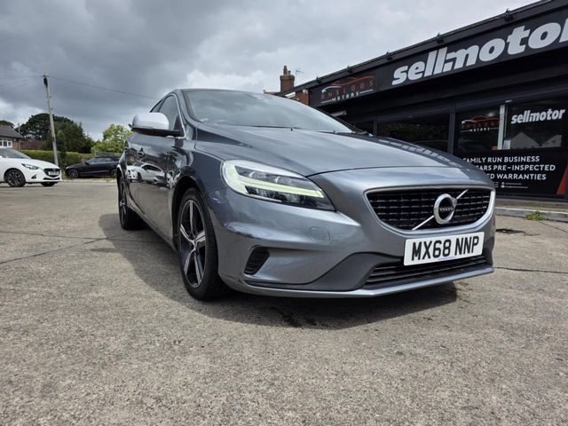 Volvo V40 2.0 T2 R-Design Euro 6 (s/s) 5dr (2018) - Picture 7