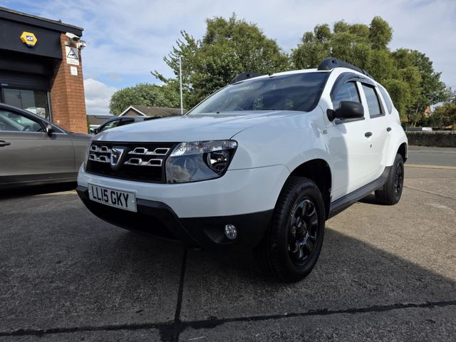 Dacia Duster 1.5 dCi Ambiance Euro 5 5dr (2015) - Picture 10