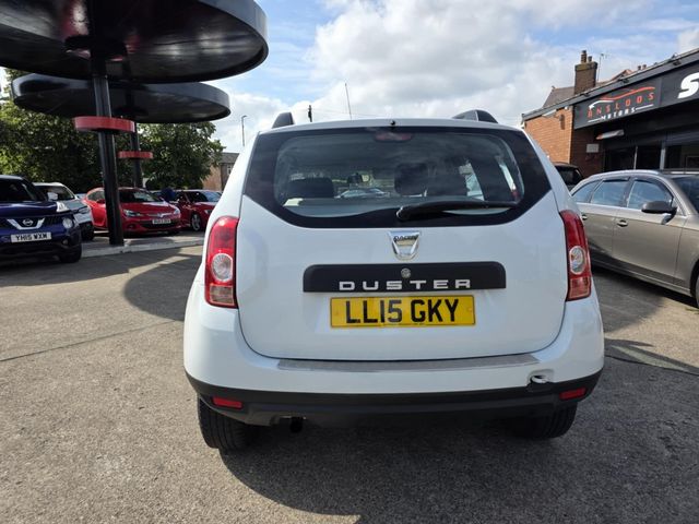 Dacia Duster 1.5 dCi Ambiance Euro 5 5dr (2015) - Picture 13