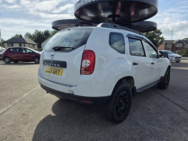 Dacia Duster 1.5 dCi Ambiance Euro 5 5dr (2015) - Picture 16