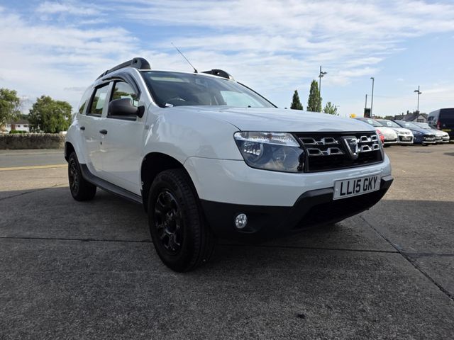 Dacia Duster 1.5 dCi Ambiance Euro 5 5dr (2015) - Picture 6
