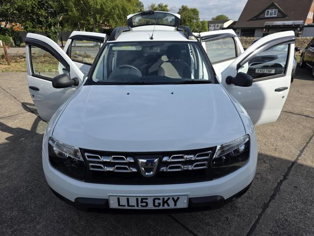Dacia Duster 1.5 dCi Ambiance Euro 5 5dr (2015) - Picture 8