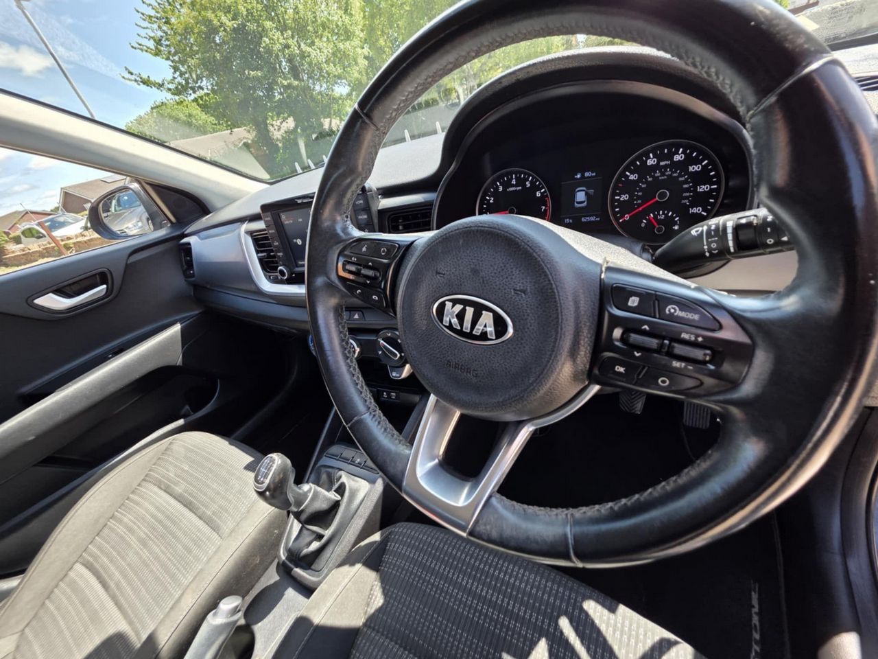 Kia Stonic 1.0 T-GDi 2 Euro 6 (s/s) 5dr - Picture 15 of 17