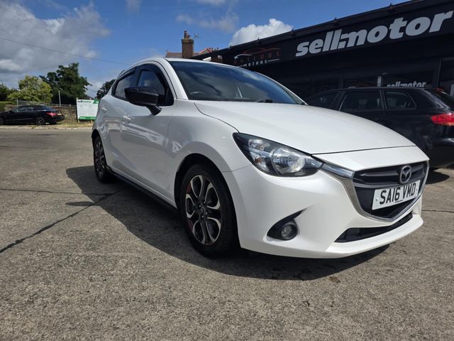 Mazda Mazda2 1.5 SKYACTIV-G Sport Black Euro 6 (s/s) 5dr (2016) - Picture 5
